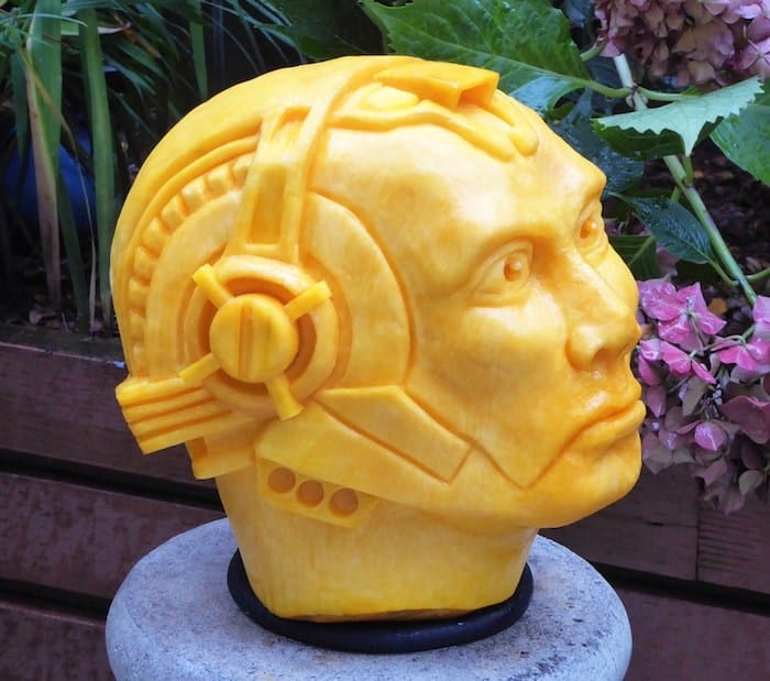 C-3PO pumpkin sculpture